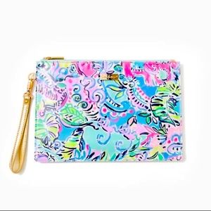 NWT Lilly Pulitzer Liara Wristlet Pouch